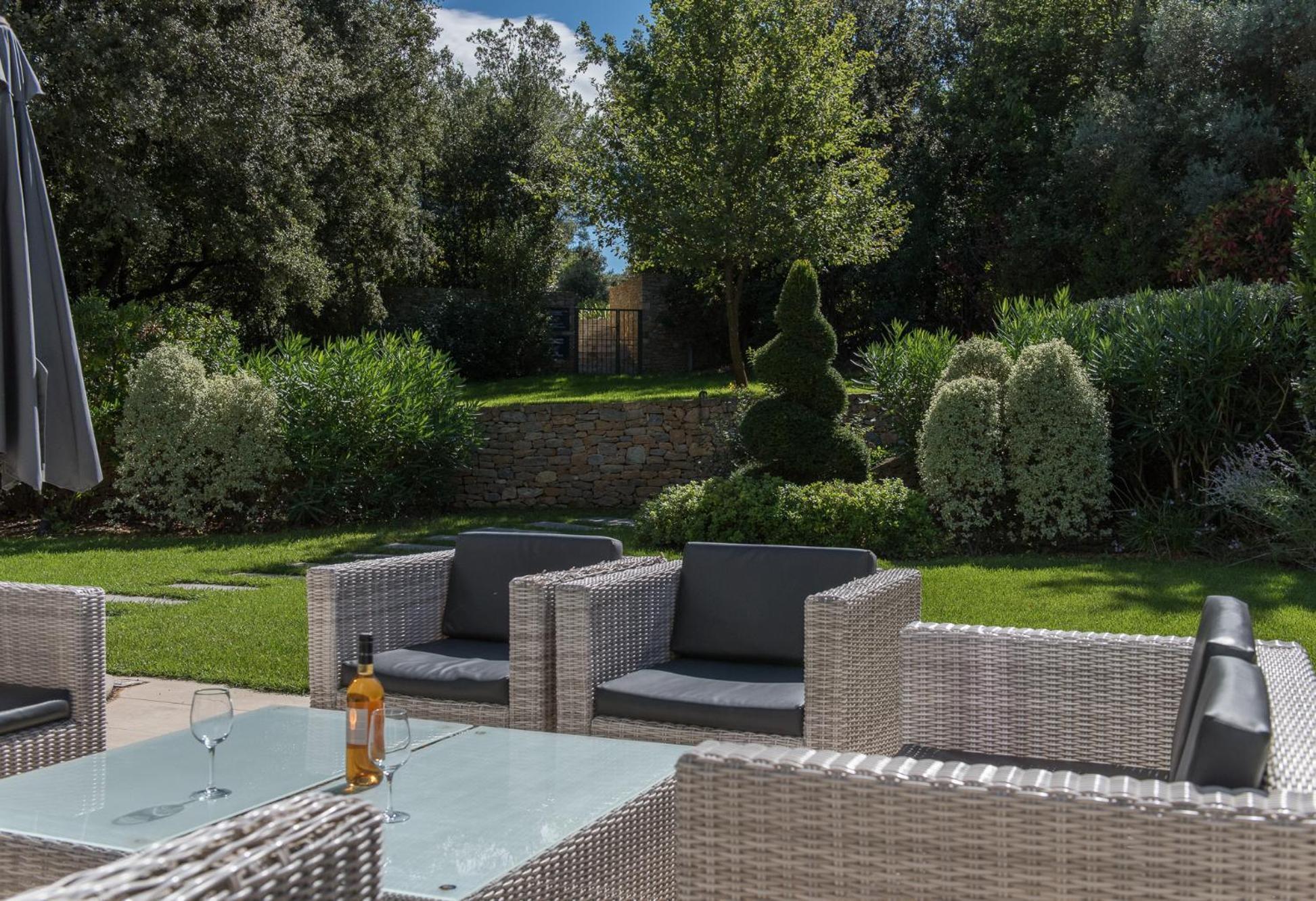 Bed and Breakfast Domaine Rampale Fuveau Esterno foto